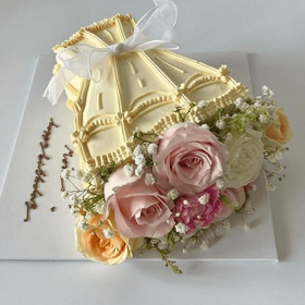 Petals & Pastries